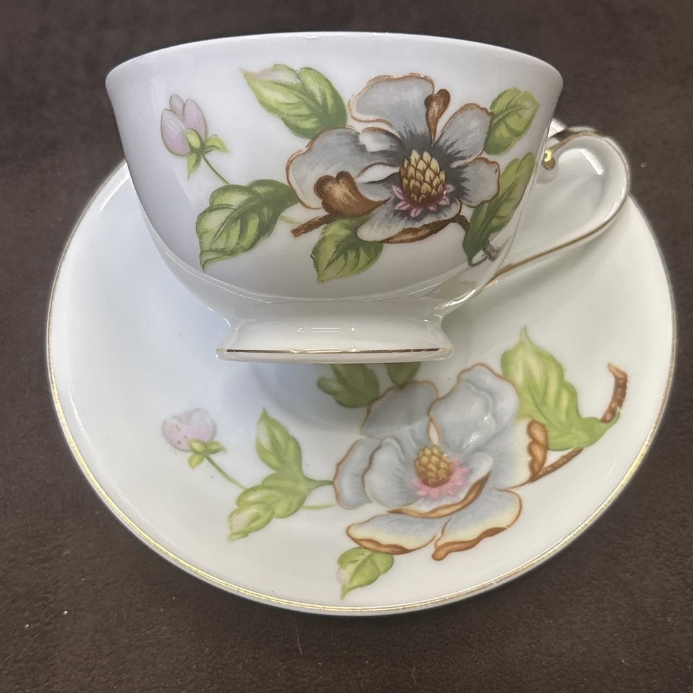 Roselyn Bone China Dogwood Bloom Tea Cup & Saucer Japan